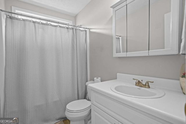 4770 Beaver Road, Loganville, GA 30052