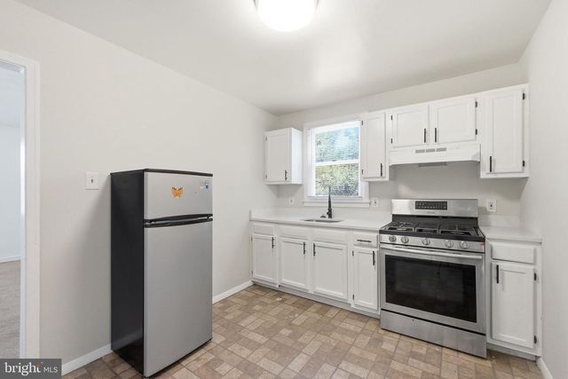 2801 KIRTLAND AVE, District Heights, MD 20747