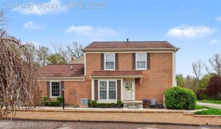 1118 Kings Cove Drive, Rochester Hills, MI 48306