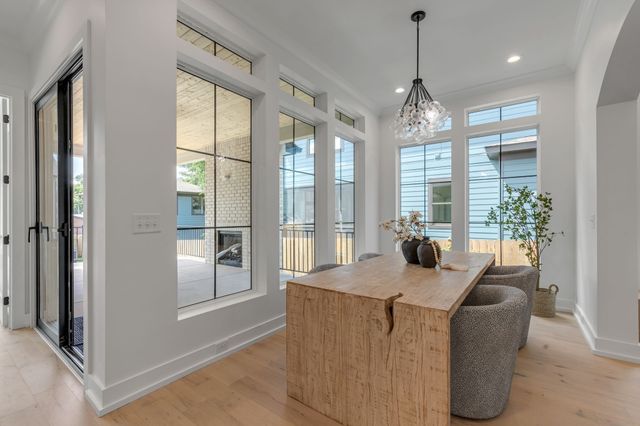 1109 N 2nd St, Nashville, TN 37207