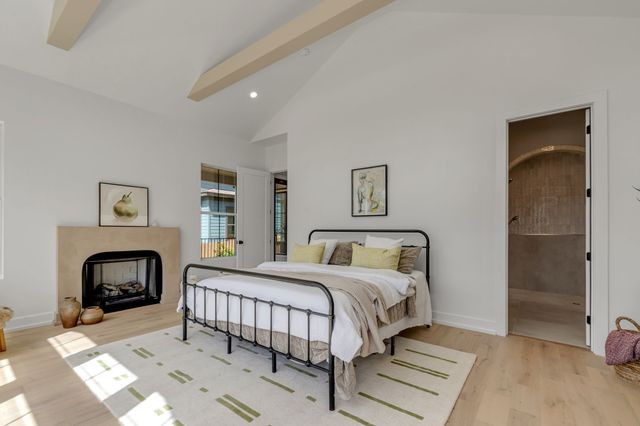 1109 N 2nd St, Nashville, TN 37207