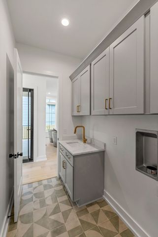 1109 N 2nd St, Nashville, TN 37207