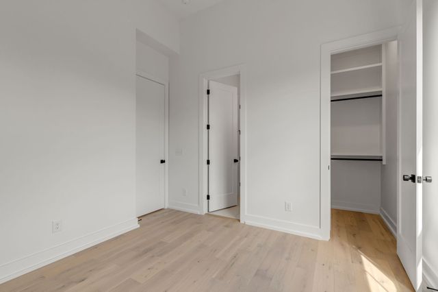 1109 N 2nd St, Nashville, TN 37207