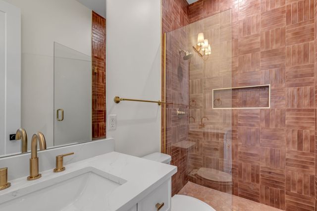 1109 N 2nd St, Nashville, TN 37207