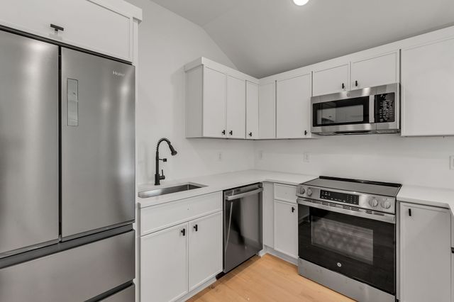 1109 N 2nd St, Nashville, TN 37207