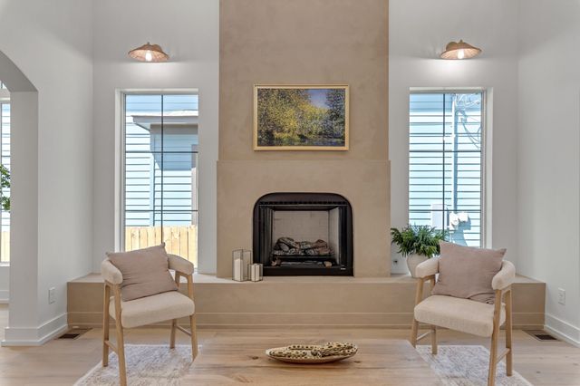 1109 N 2nd St, Nashville, TN 37207