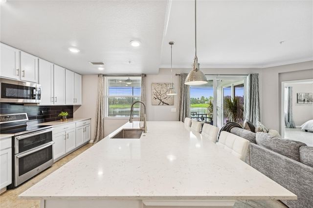 917 TIDEWATER SHORES LOOP, Bradenton, FL 34208