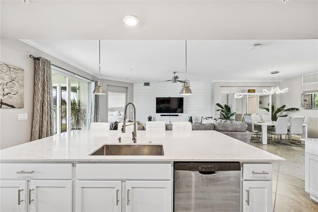 917 TIDEWATER SHORES LOOP, Bradenton, FL 34208