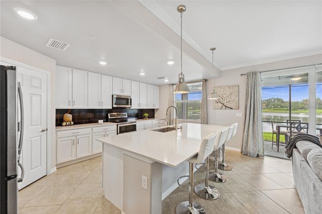 917 TIDEWATER SHORES LOOP, Bradenton, FL 34208