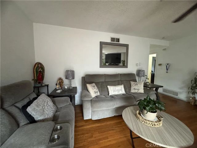 6170 Downey Avenue, Long Beach, CA 90805