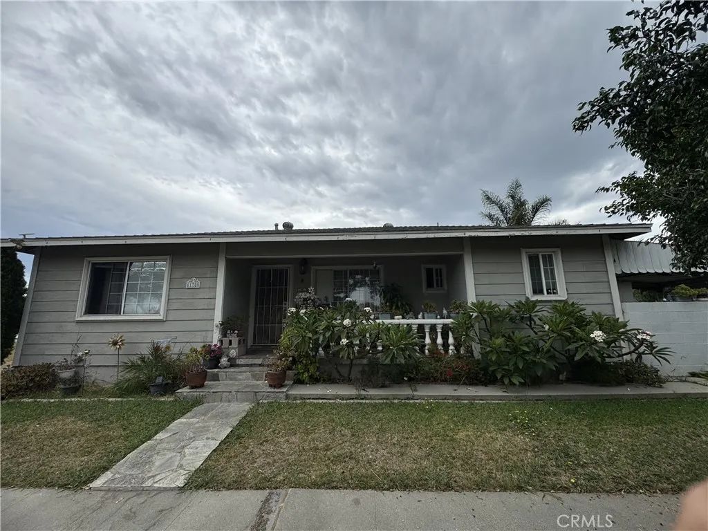6170 Downey Avenue, Long Beach, CA 90805