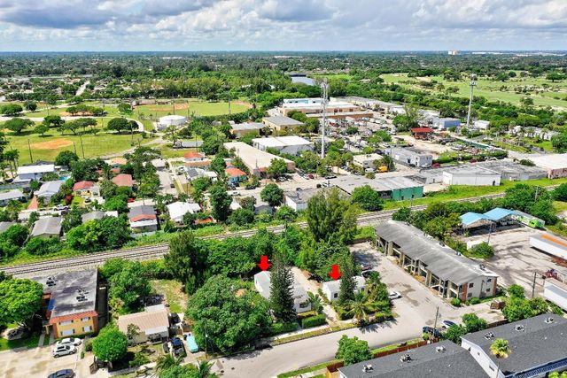 2405-2407 N East Coast Street, Lake Worth Beach, FL 33460