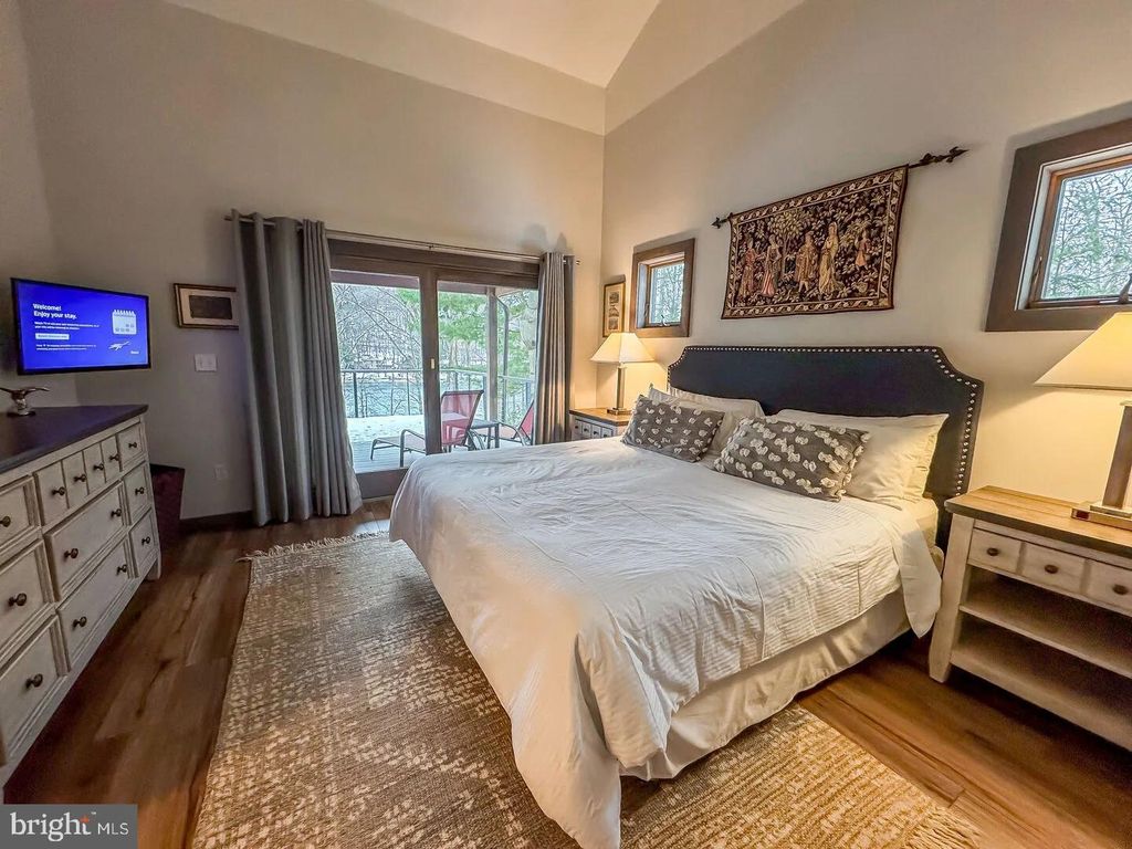 Image 10 of property listing at 2119 MARSH HILL RD, Mc Henry, MD 21541