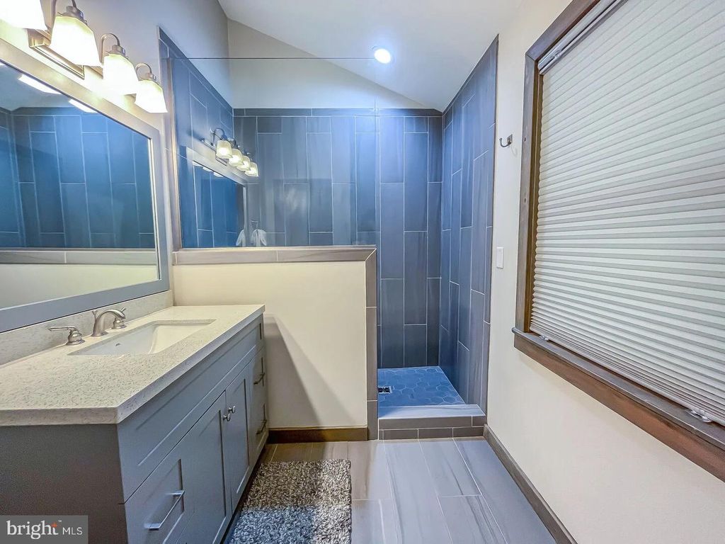 Image 13 of property listing at 2119 MARSH HILL RD, Mc Henry, MD 21541