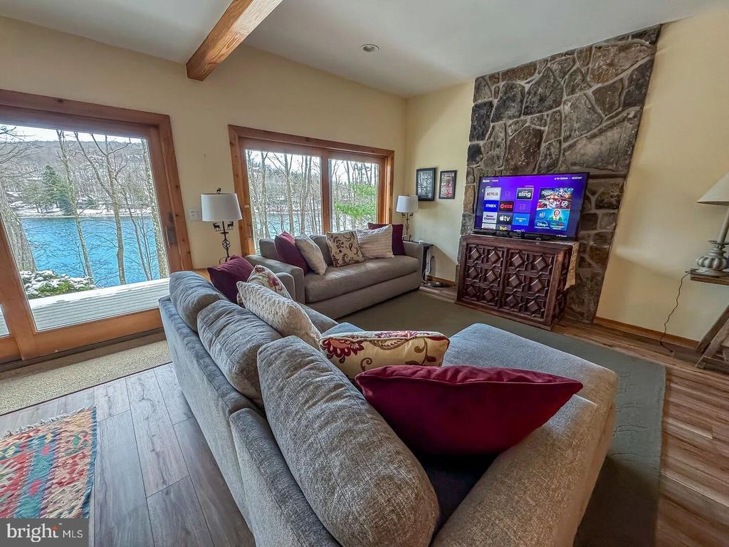 Image 16 of property listing at 2119 MARSH HILL RD, Mc Henry, MD 21541