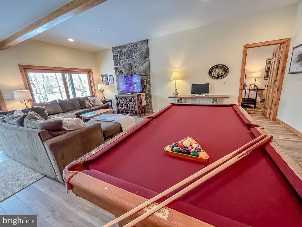 Image 17 of property listing at 2119 MARSH HILL RD, Mc Henry, MD 21541