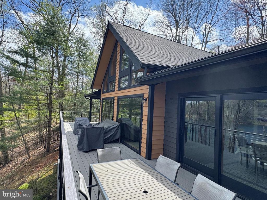 Image 26 of property listing at 2119 MARSH HILL RD, Mc Henry, MD 21541