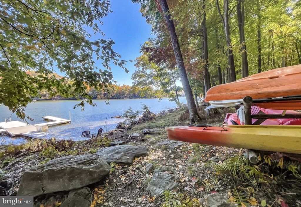 Image 31 of property listing at 2119 MARSH HILL RD, Mc Henry, MD 21541