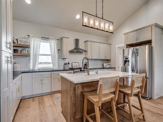 17060 W Camp Road, Cashion, OK 73016