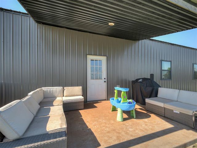 17060 W Camp Road, Cashion, OK 73016