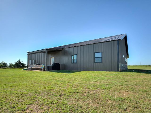 17060 W Camp Road, Cashion, OK 73016