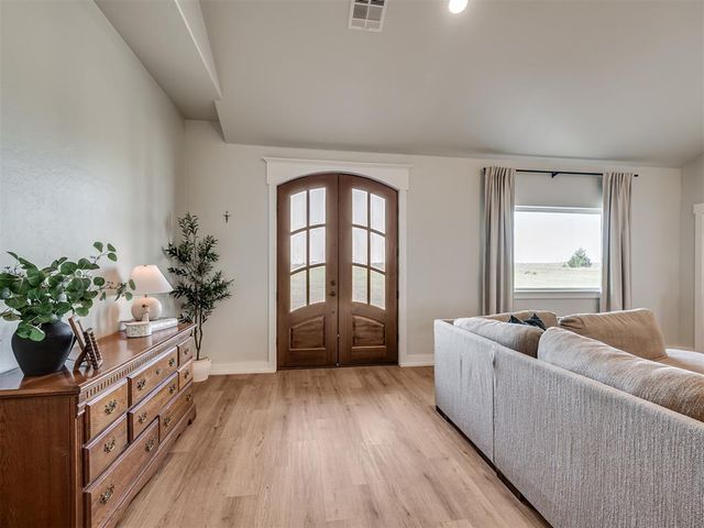 17060 W Camp Road, Cashion, OK 73016