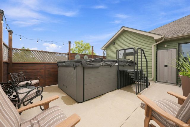 1112 Woodland Pass, Fort Wayne, IN 46818