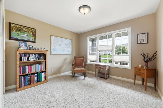 1112 Woodland Pass, Fort Wayne, IN 46818