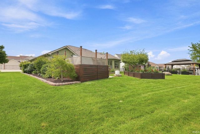 1112 Woodland Pass, Fort Wayne, IN 46818