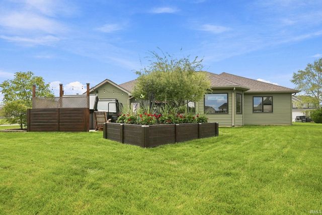 1112 Woodland Pass, Fort Wayne, IN 46818