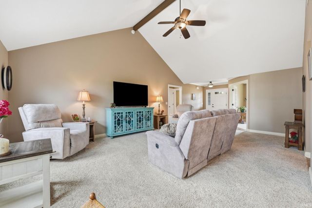 1112 Woodland Pass, Fort Wayne, IN 46818