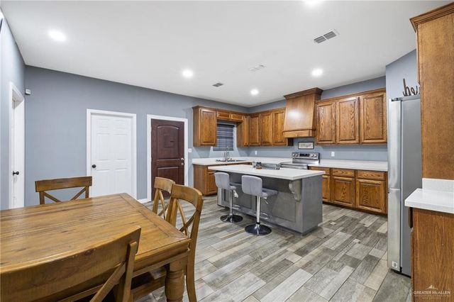 9319 Viznaga Drive, Edinburg, TX 78542