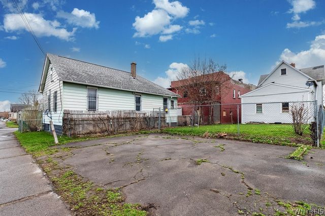 1319 15th Street, Niagara Falls, NY 14301