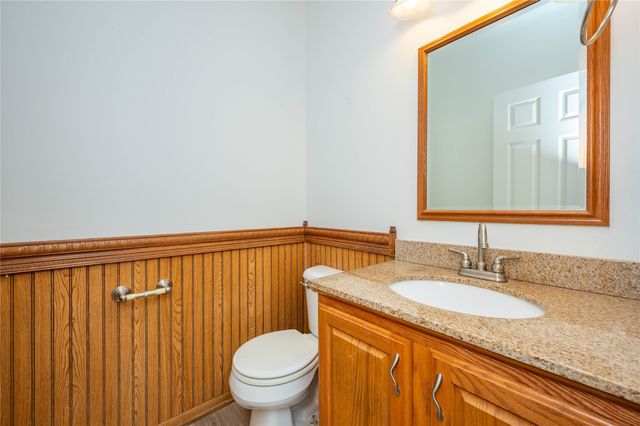 3600 Brook Ridge Court, Des Moines, IA 50317