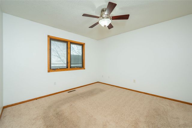 3600 Brook Ridge Court, Des Moines, IA 50317