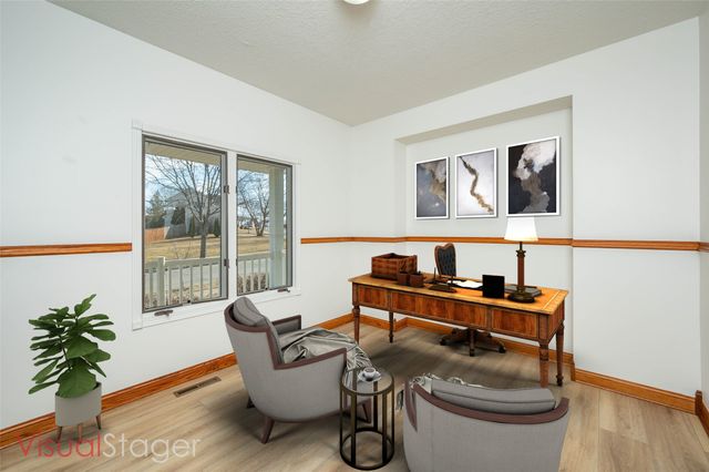 3600 Brook Ridge Court, Des Moines, IA 50317