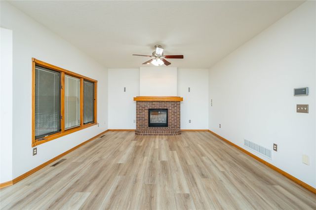 3600 Brook Ridge Court, Des Moines, IA 50317