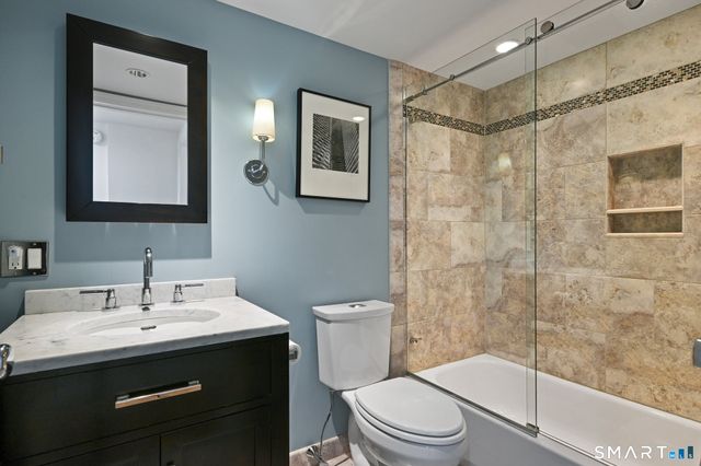 32 Spring Water Lane, New Canaan, CT 06840