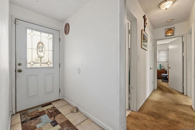3949 Grandon, San Marcos, CA 92078