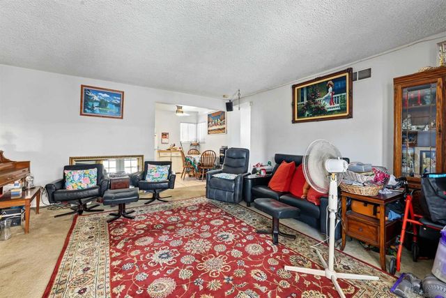 3949 Grandon, San Marcos, CA 92078
