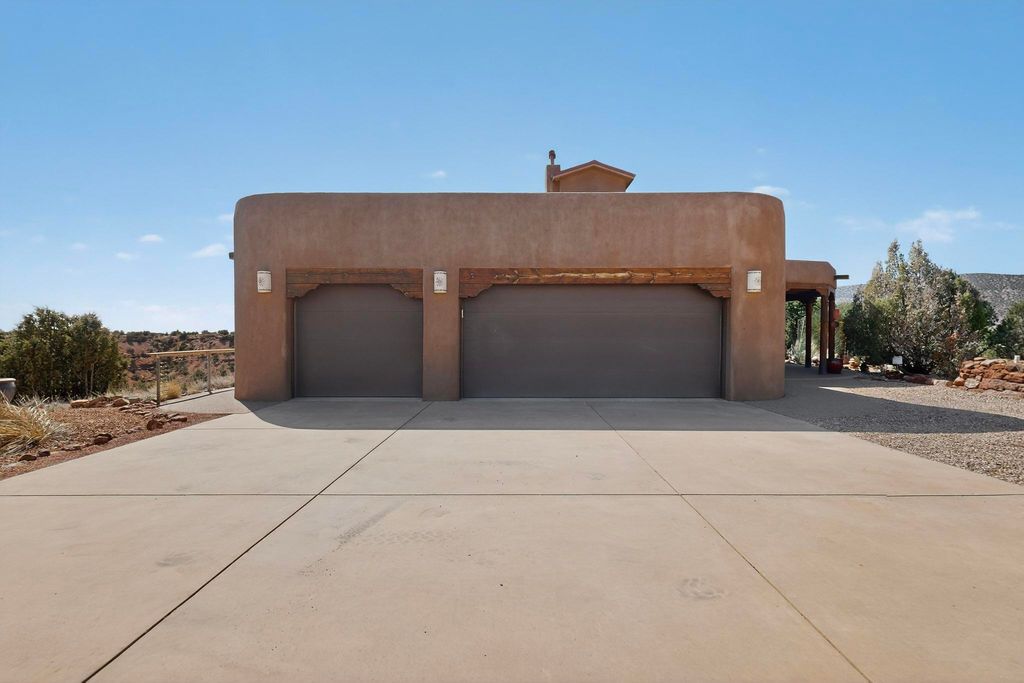 Image 3 of property listing at 740 Culebra Road, Jemez Pueblo, NM 87024