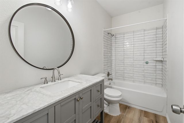 2201 Willow Creek Drive, Little Elm, TX 75068