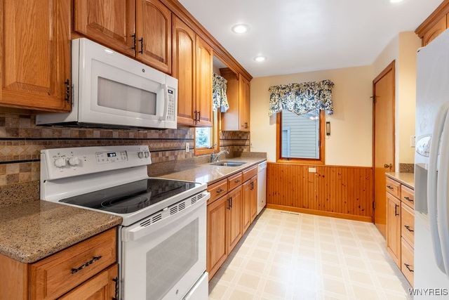 1236 96th Street, Niagara Falls, NY 14304