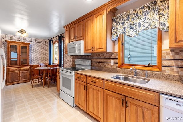 1236 96th Street, Niagara Falls, NY 14304