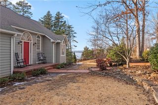 1211 Cane Creek Drive, Seneca, SC 29672