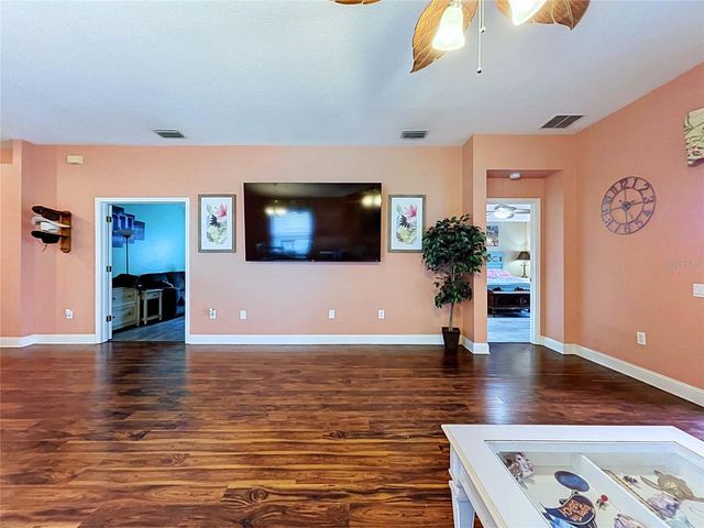5605 CANNONADE DRIVE, Wesley Chapel, FL 33544