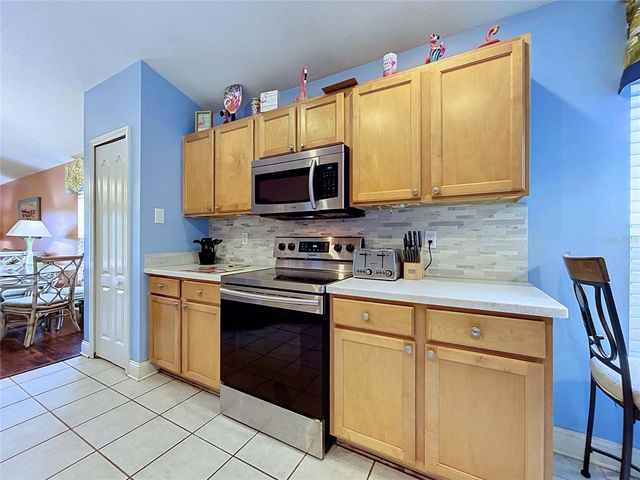 5605 CANNONADE DRIVE, Wesley Chapel, FL 33544