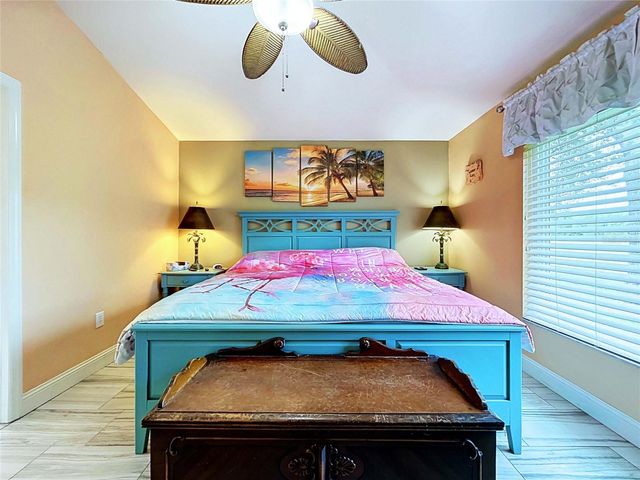5605 CANNONADE DRIVE, Wesley Chapel, FL 33544