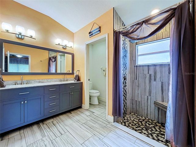 5605 CANNONADE DRIVE, Wesley Chapel, FL 33544