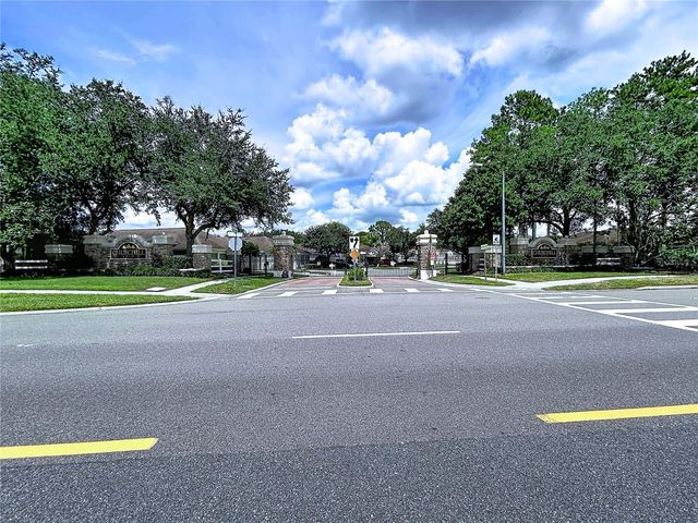 5605 CANNONADE DRIVE, Wesley Chapel, FL 33544